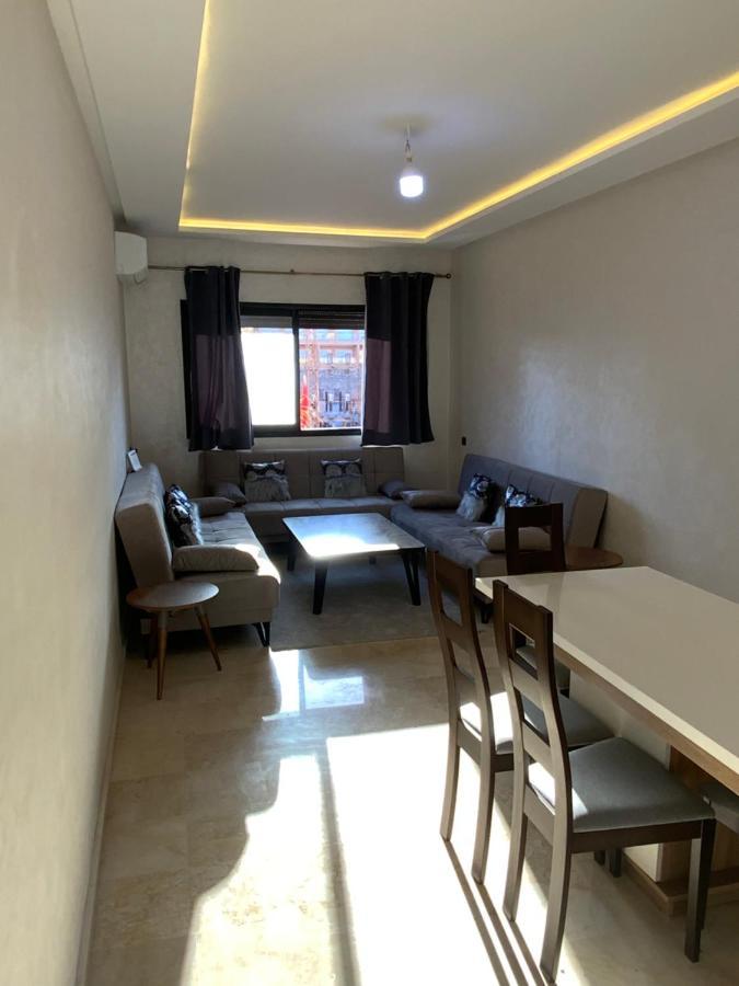 3 Bedrooms Appartamento *